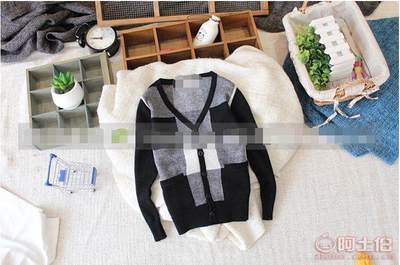 【童裝批發(fā)秋新款男童韓版拼色方格開(kāi)衫外套廠家直銷(xiāo)A】溫州市鹿城區(qū)站前姜飛燕童裝批發(fā)部 - 產(chǎn)品庫(kù)